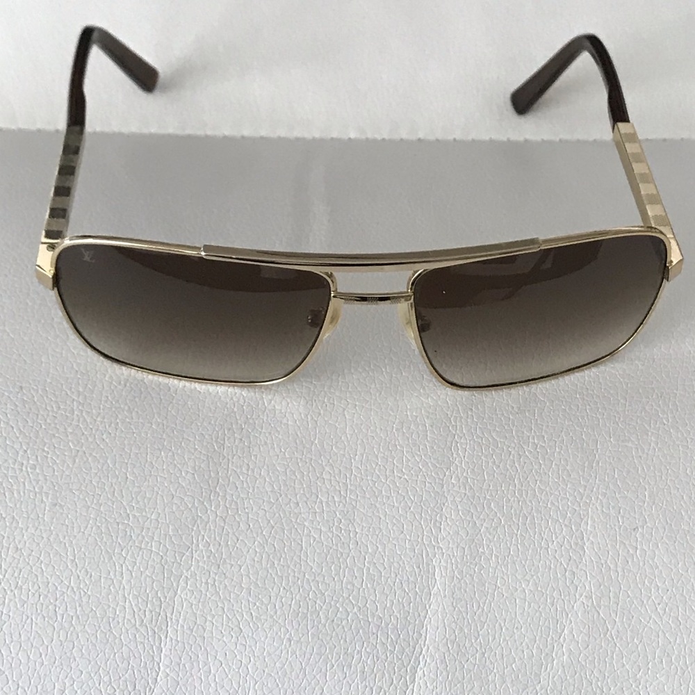 Louis Vuitton - Attitude Gold U - Sunglasses - Picture 4 of 8